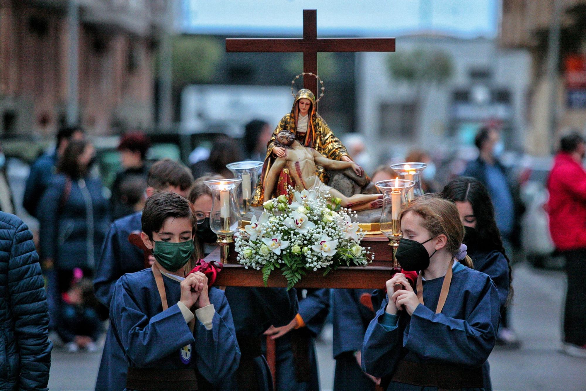 Las imágenes de la procesión infantil y juvenil de la Semana Santa de Vila-real