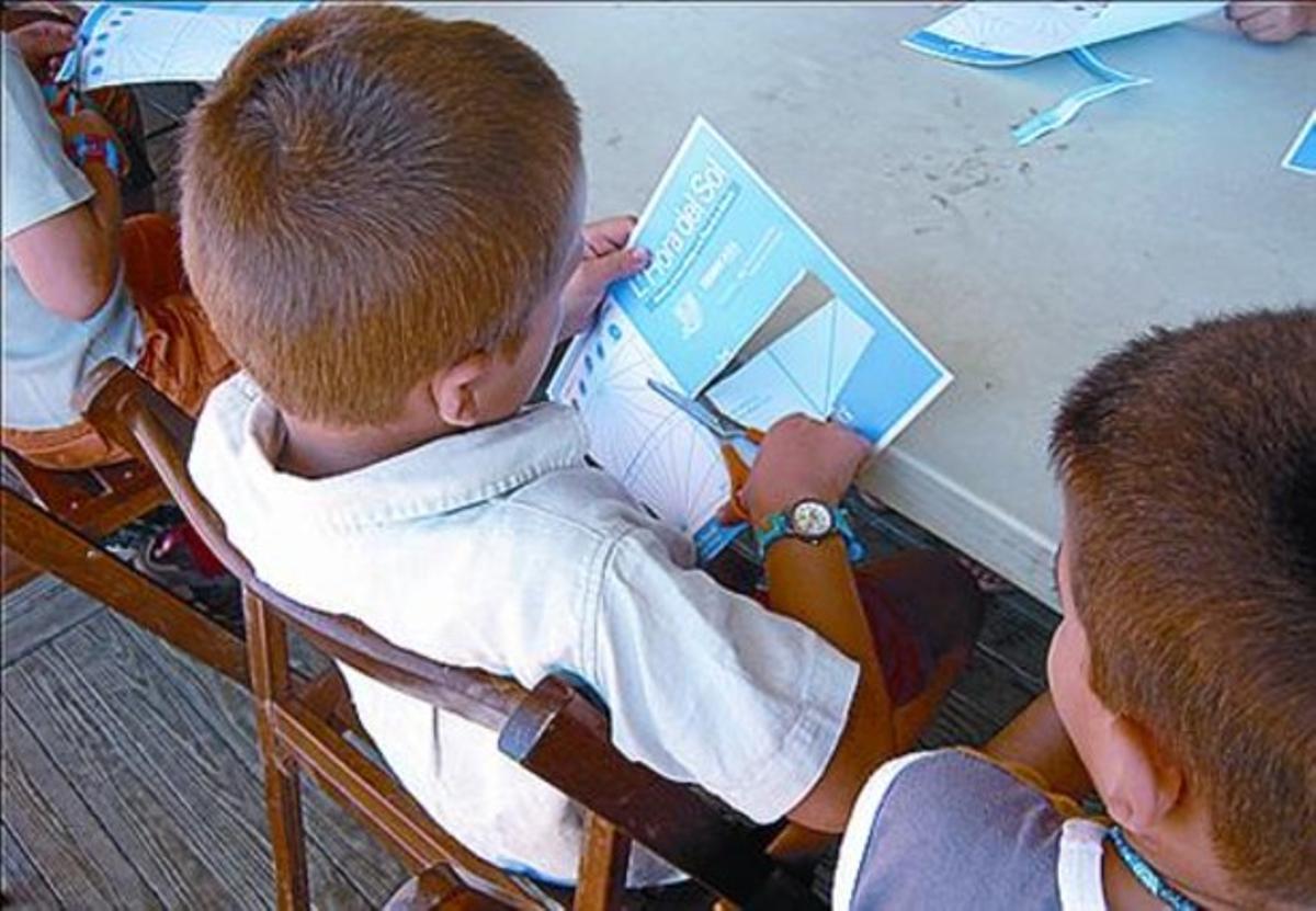 Tallers, projeccions i visites sobre meteorologia. Tallers, projeccions i visites sobre meteorologia.