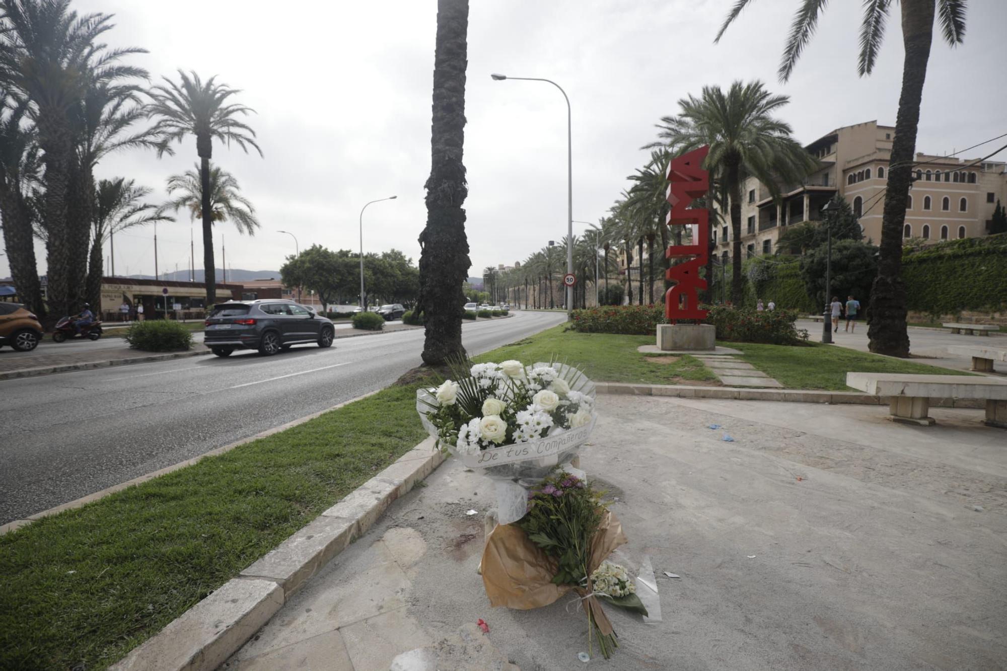 Colocan un ramo de flores en el lugar del atropello del Passeig Sagrera