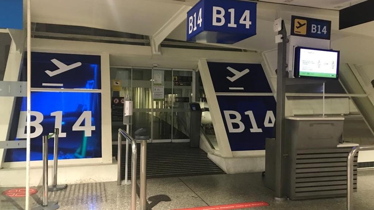 Puertas de embarque en el aeropuerto de Bilbao.