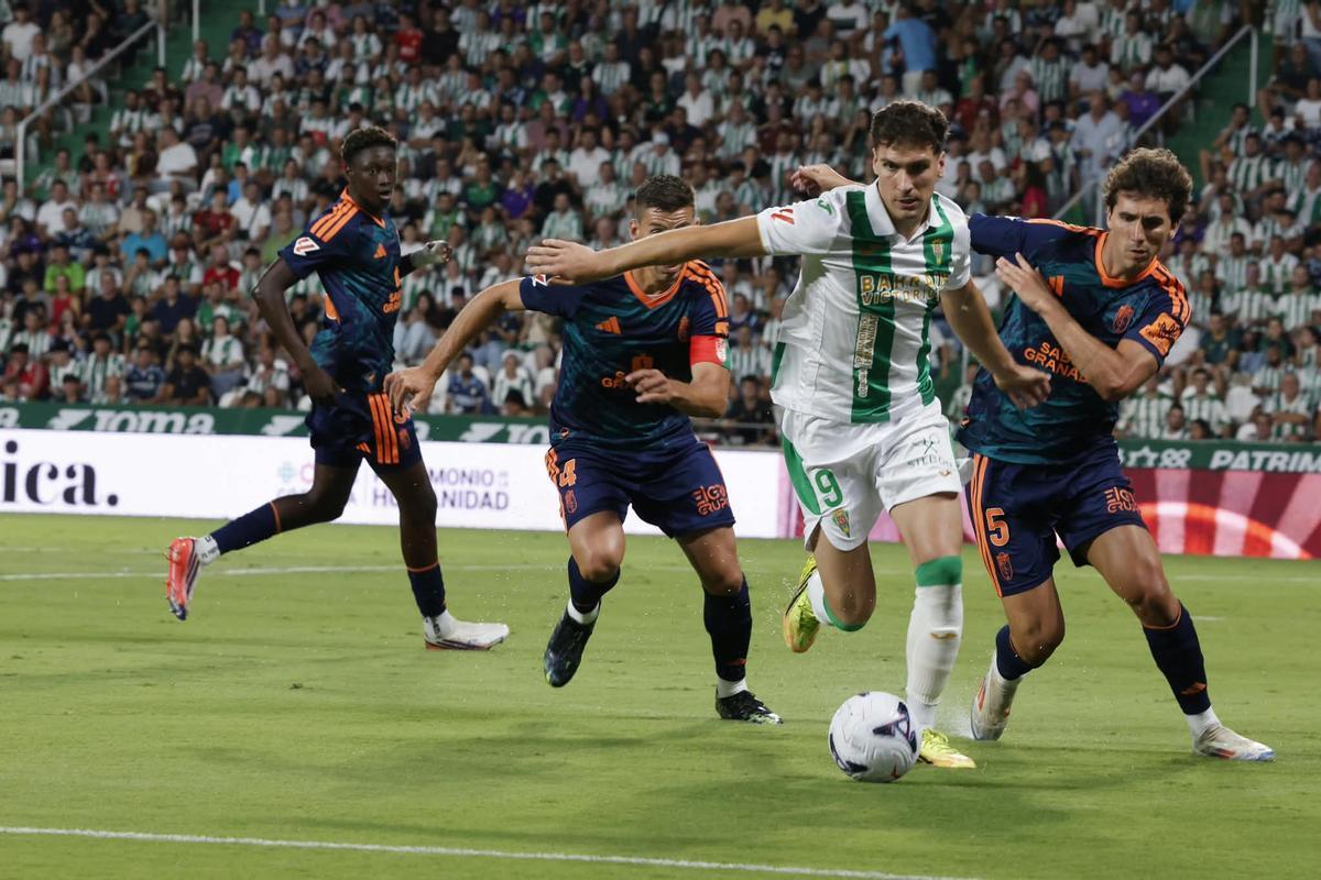 Córdoba CF-Granada | Las imágenes del partido de LaLiga Hypermotion Córdoba CF-Granada | Las imágenes del partido de LaLiga Hypermotion