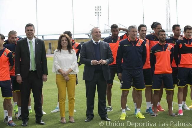 Entrenamiento de la UD Las Palmas en el campo de fútbol de El Hornillo