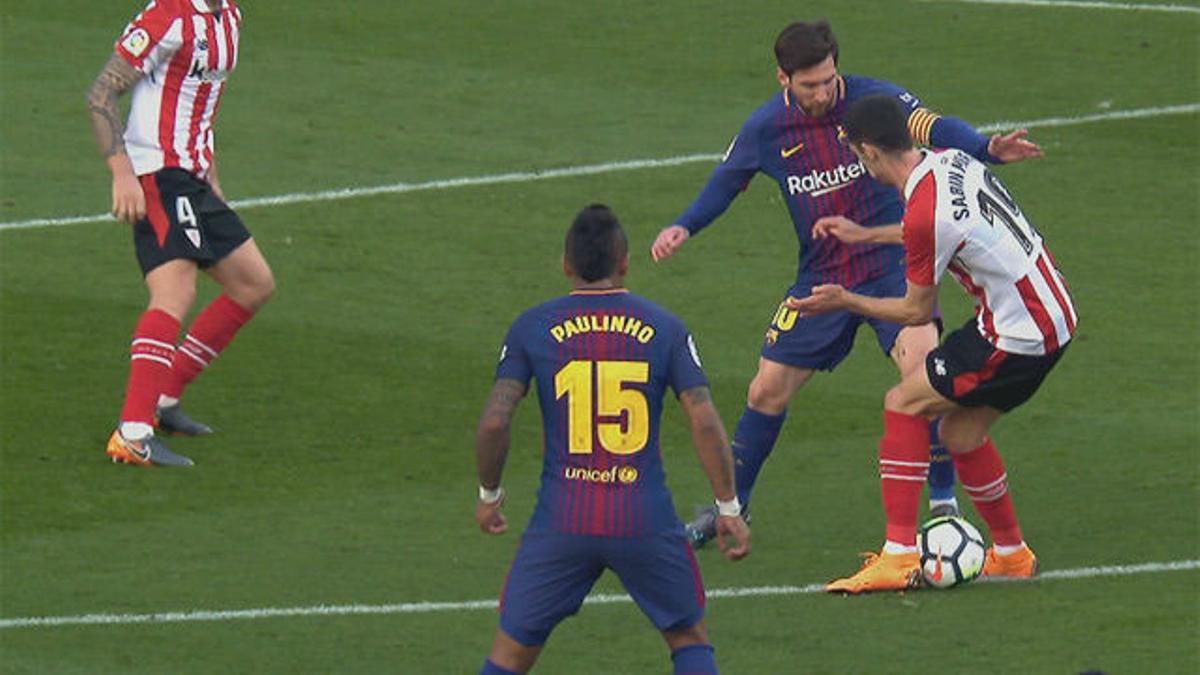 Courtois ya no se sentirá solo: Messi retrató a Sabin con otro caño antológico