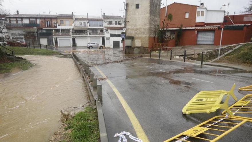 Una avaria de l&#039;alta tensió deixa 220.000 abonats sense llum a Girona