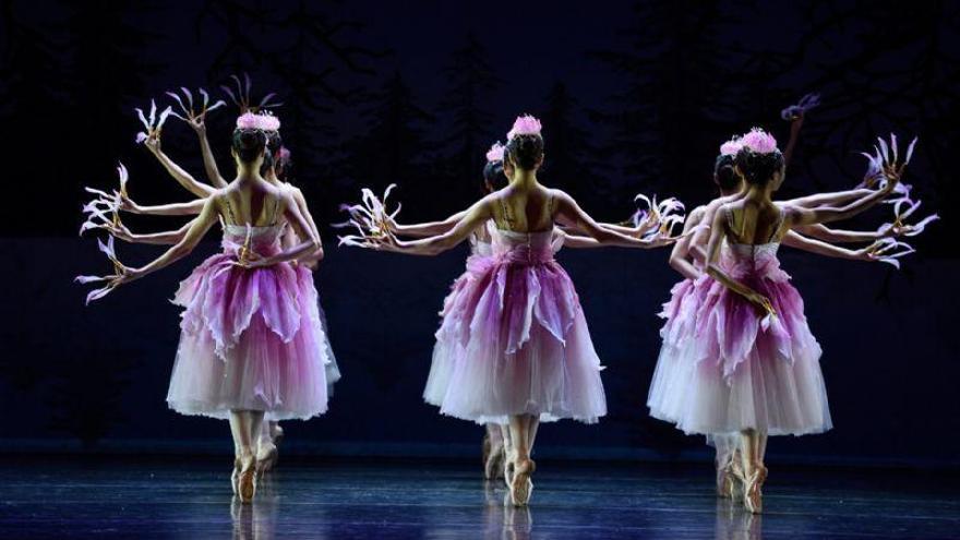 El Ballet Chongqing trae a Zaragoza el show de baile y artes marciales &quot;Shangri-La&quot;