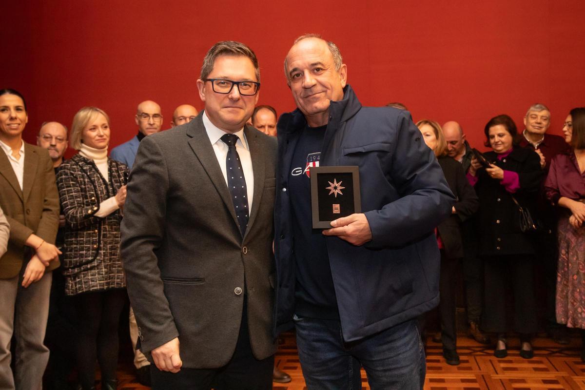 Brinde pola «vocación» de servizo público