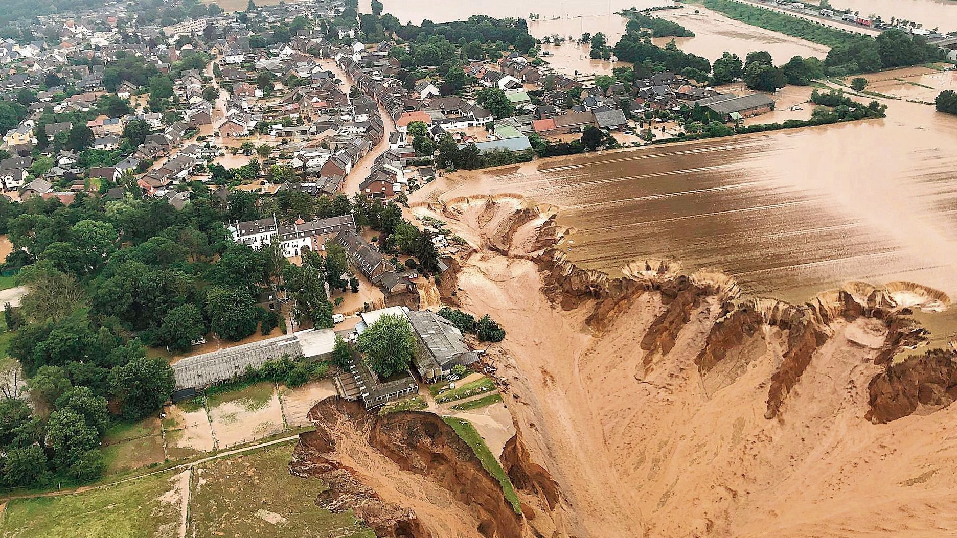 Destrozos causados por el temporal en el distrito de Rhein-Erft-Kreis, al oeste del estado federal de Renania del Norte-Westfalia, en Alemania.