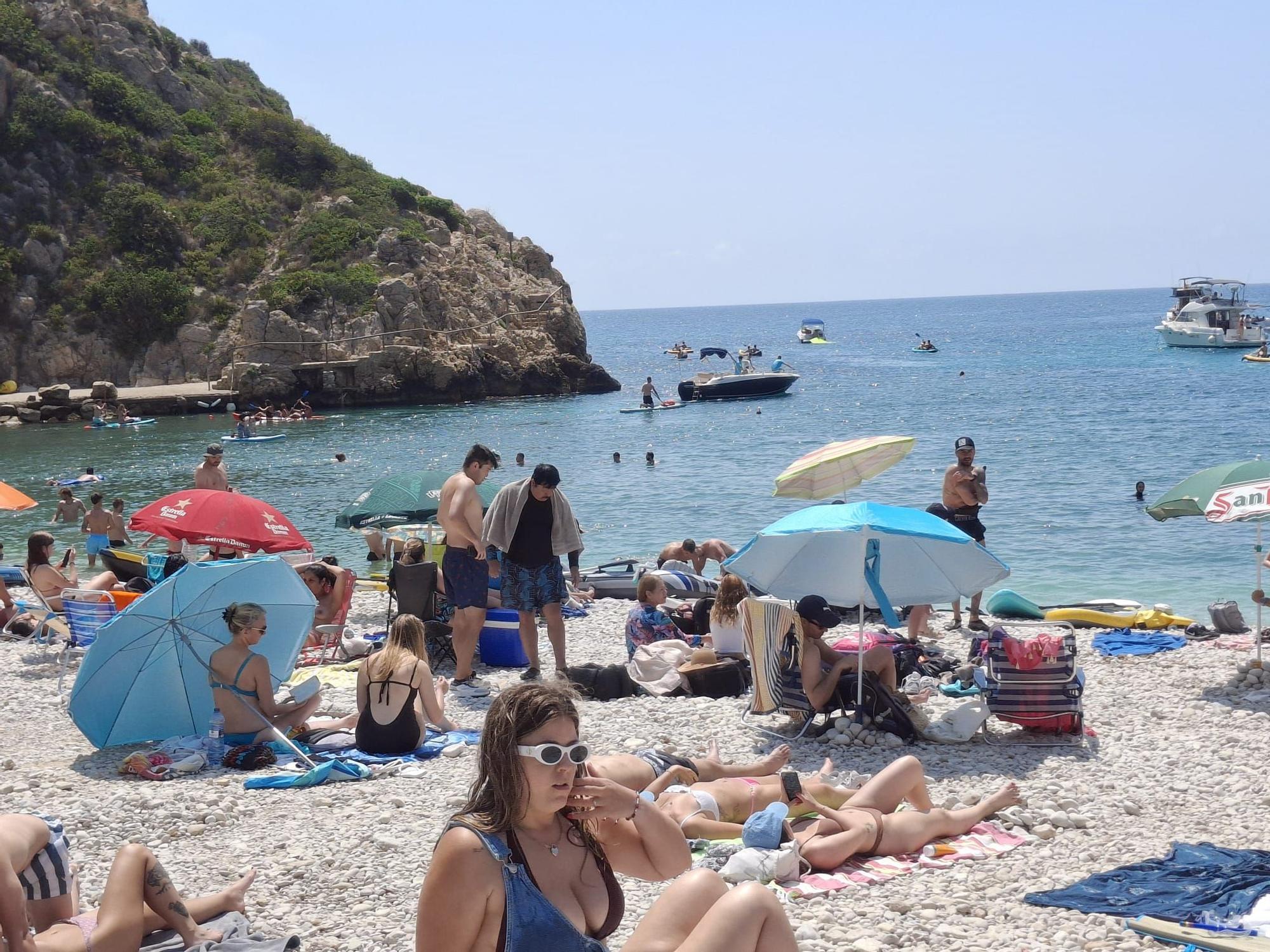 Llenazo y colapso en la Granadella de Xàbia (imágenes)