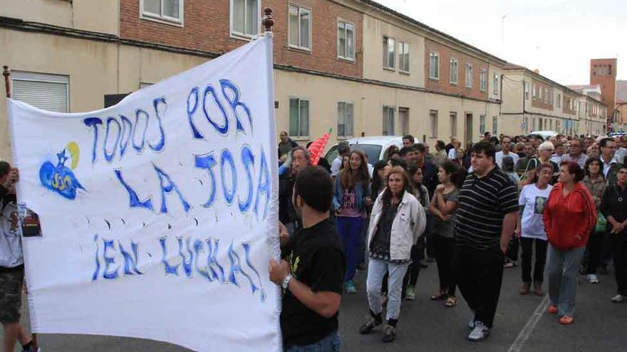 Manifestación protagonizada el pasado julio ante la comunicación de embargo de las instalaciones.