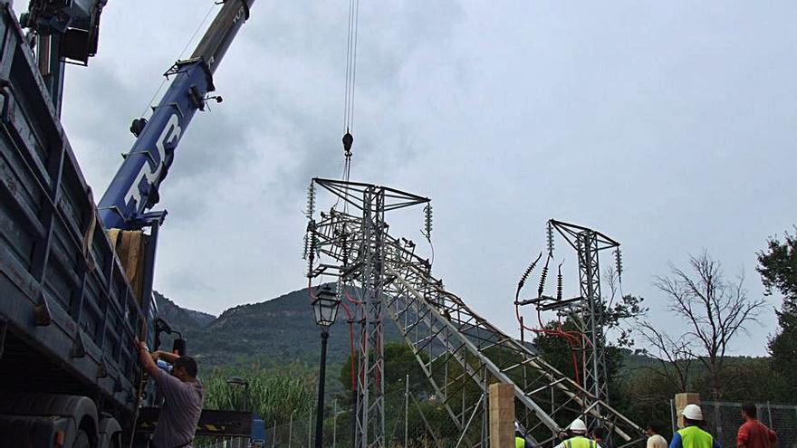 El Govern recuerda a Madrid que debe acatar las normas territoriales en líneas eléctricas