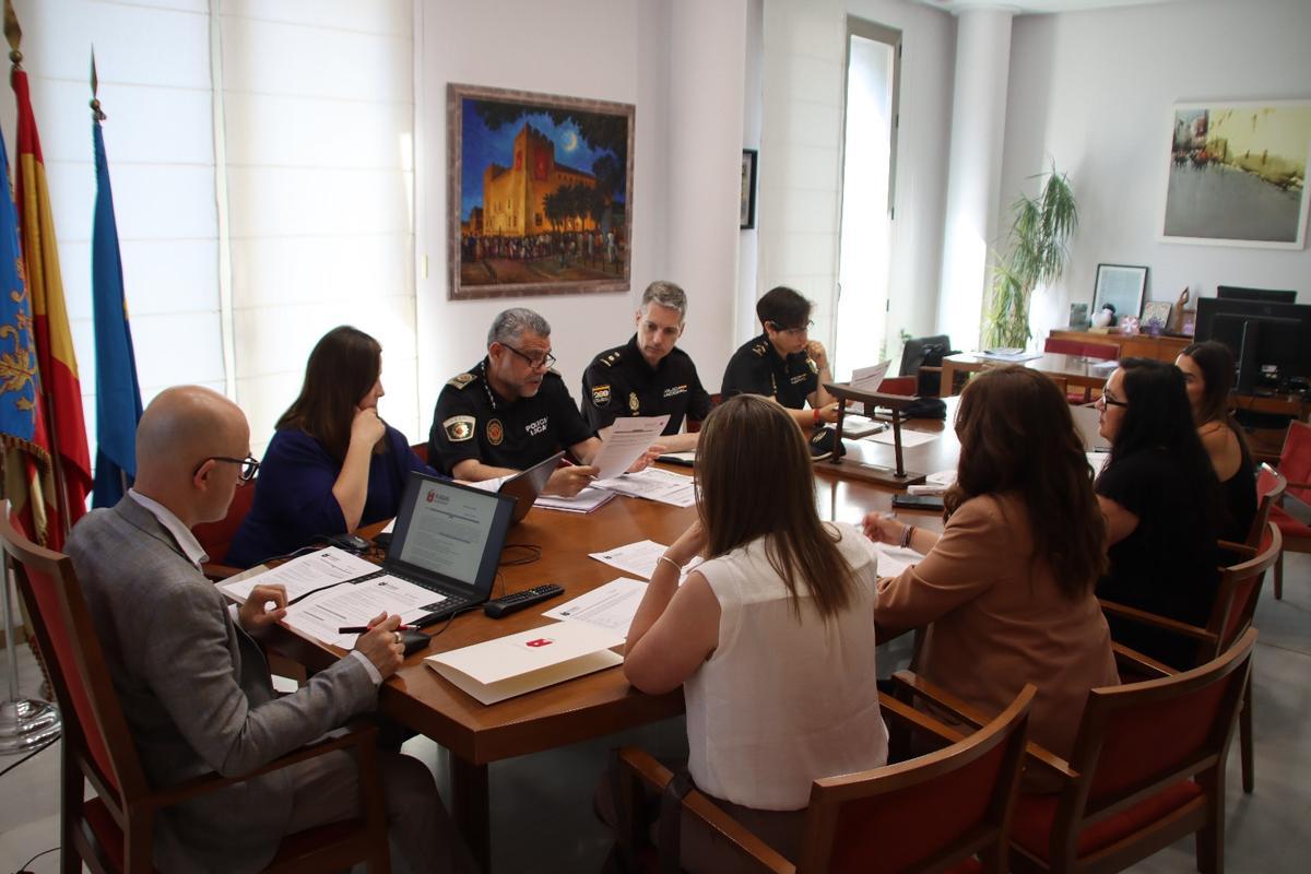 Reunión de la mesa de violencia de género en Alaquàs.