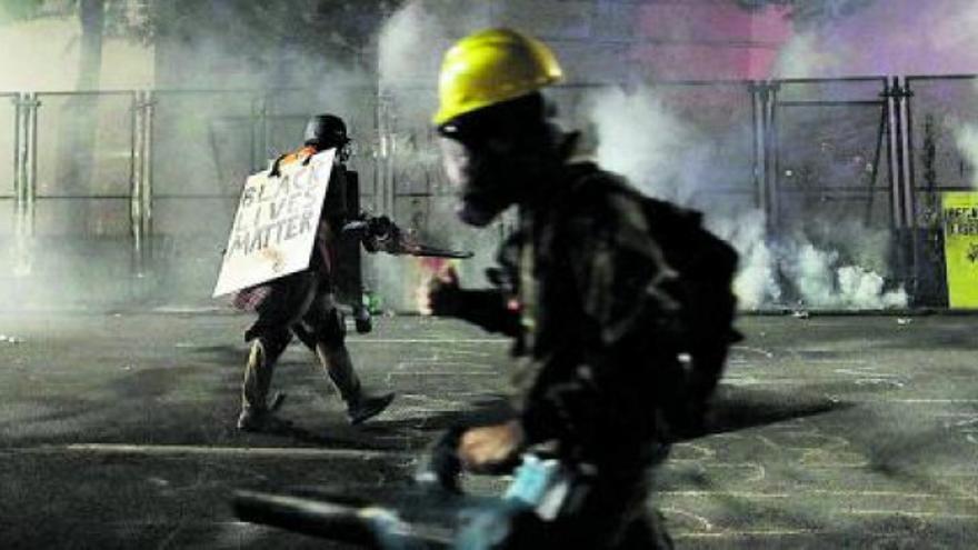 Trump desafía las protestas con el envío de más federales