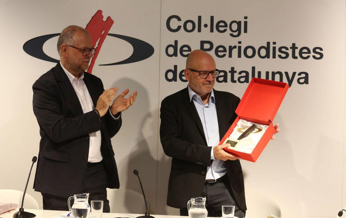 Ramon Besa, distingit amb el premi Ofici de Periodista Ramon Besa, distingit amb el premi Ofici de Periodista