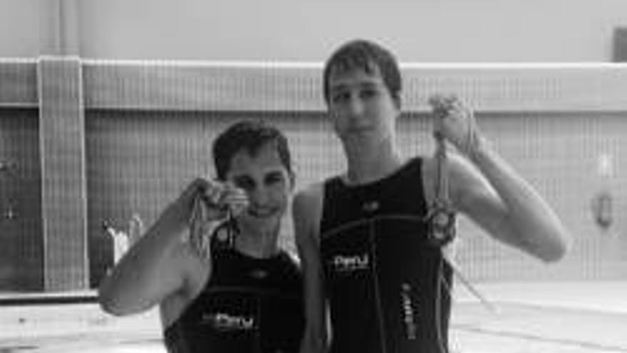 España selecciona a dos nadadores y un técnico