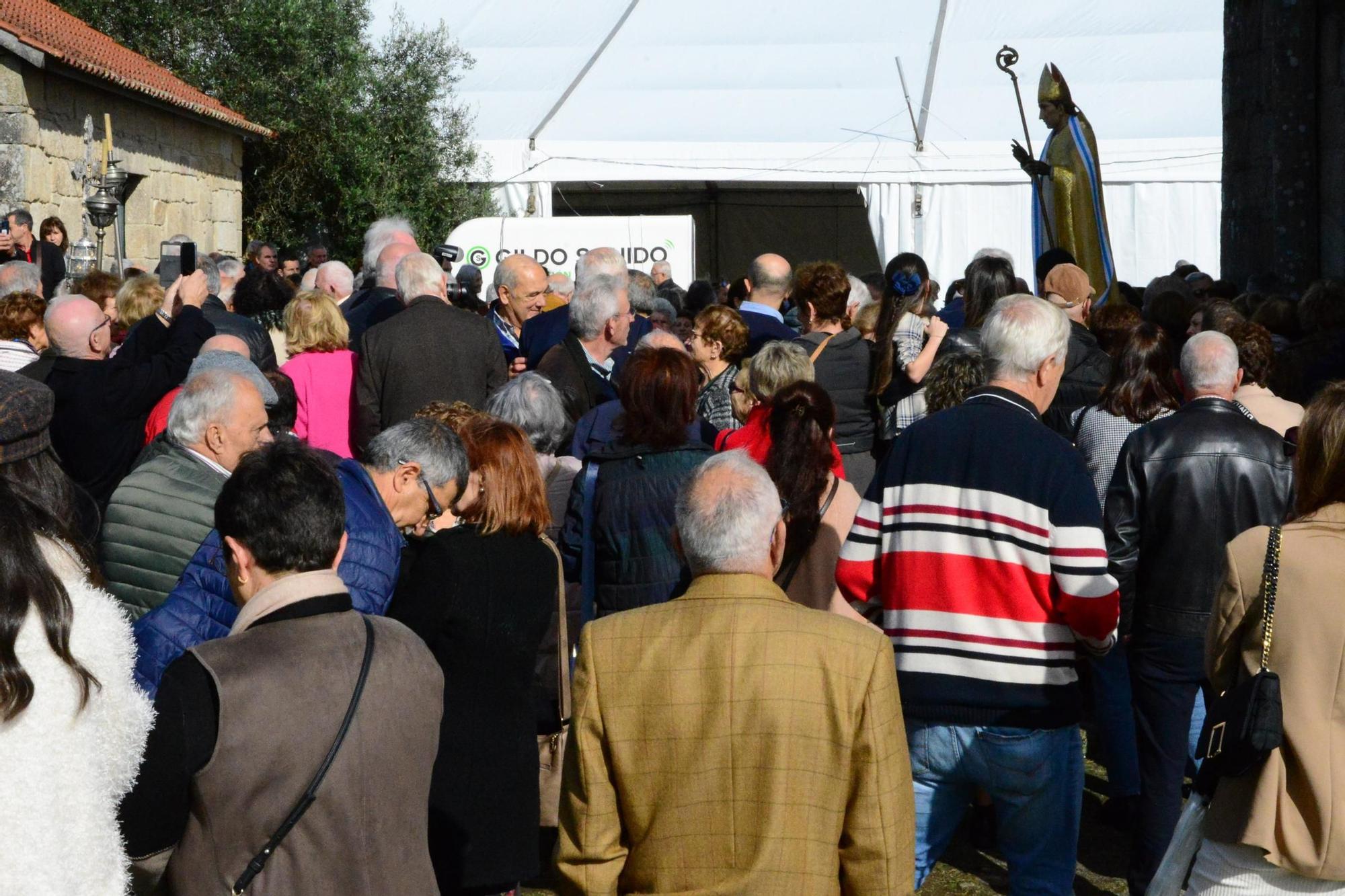 Las procesiones por el San Martiño de Moaña y Bueu aprovechan la tregua de la lluvia