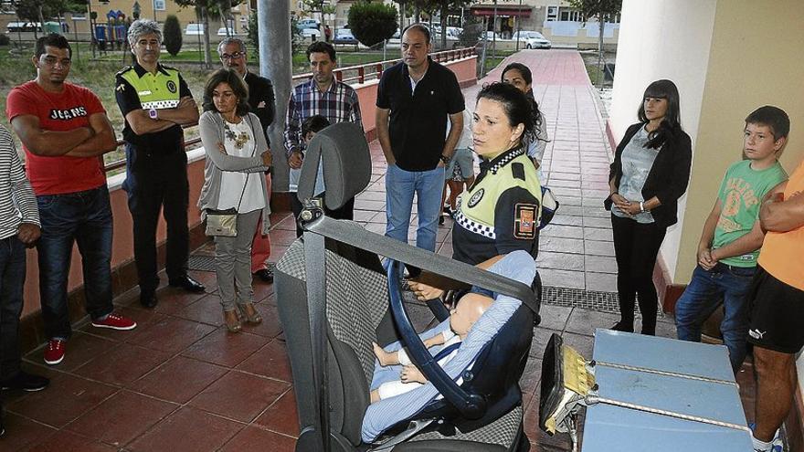 La policía de Plasencia acercará a las mujeres embarazadas la seguridad vial