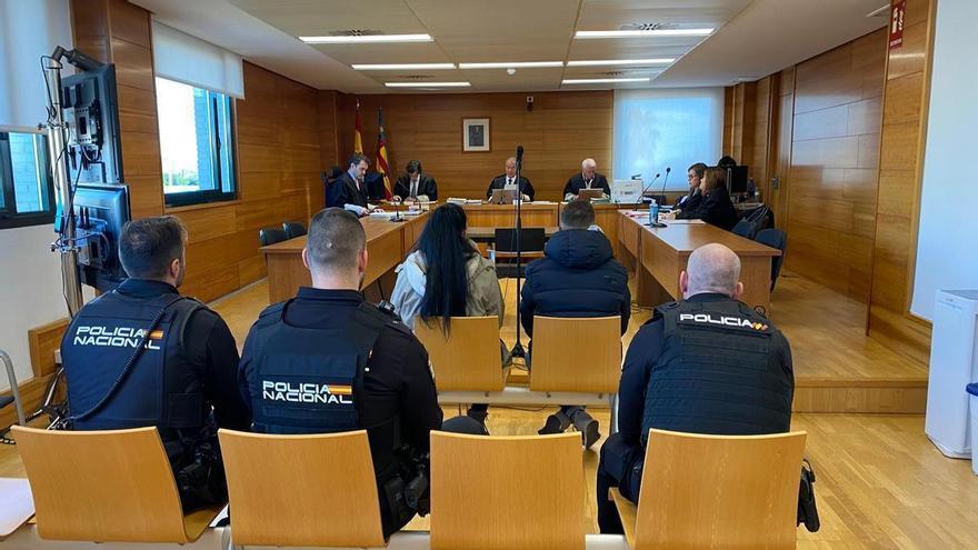 El calvario de un castellonense que dio sus datos bancarios para comprar un coche en Milanuncios y resultó ser una estafa: firmaron créditos de 16.000 euros a su nombre
