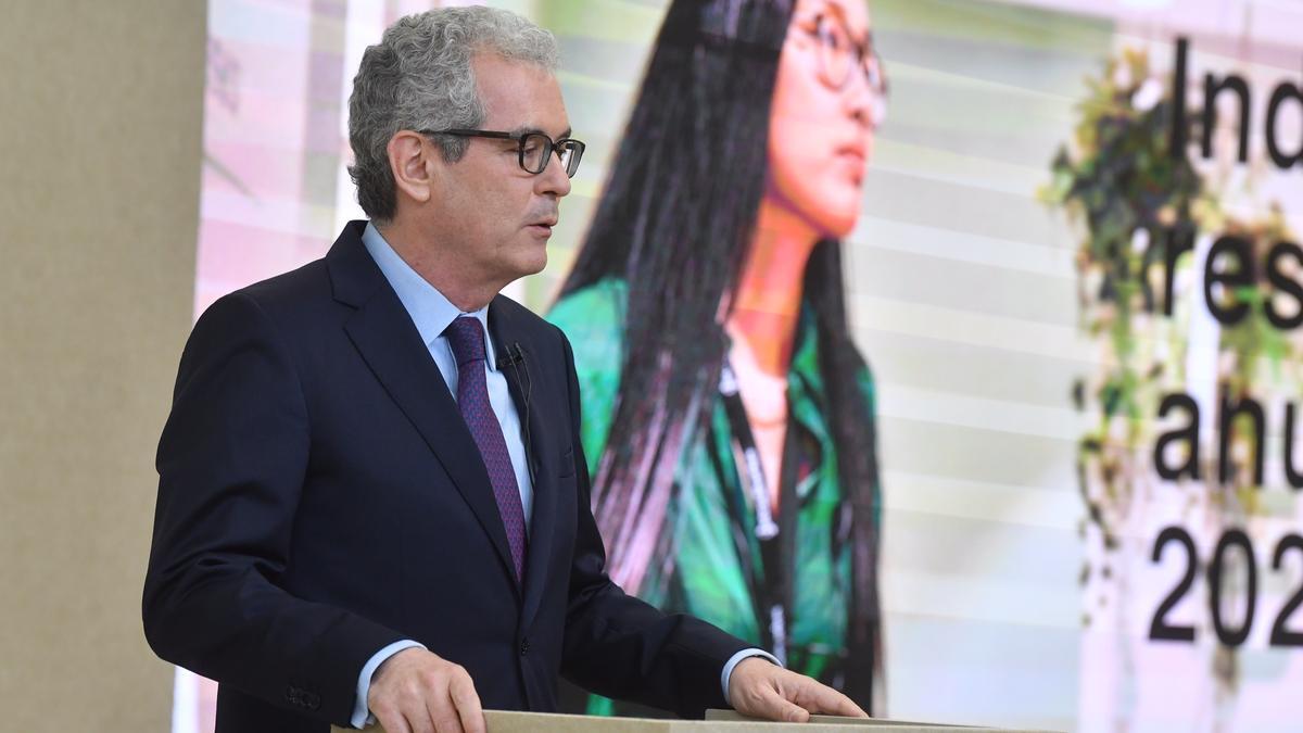 Pablo Isla, hoy, durante la presentación de resultados en la sede central de Inditex en Sabón (Arteixo).