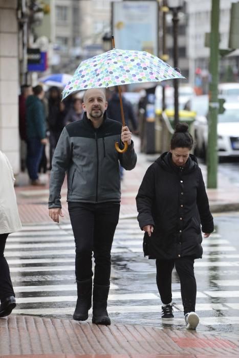 Viento y lluvia en A Coruña por la borrasca Miguel