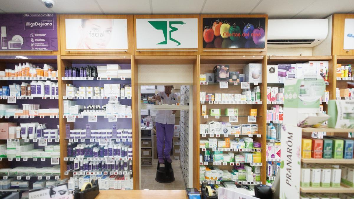 Una farmacia del distrito de Carabanchel, en Madrid.