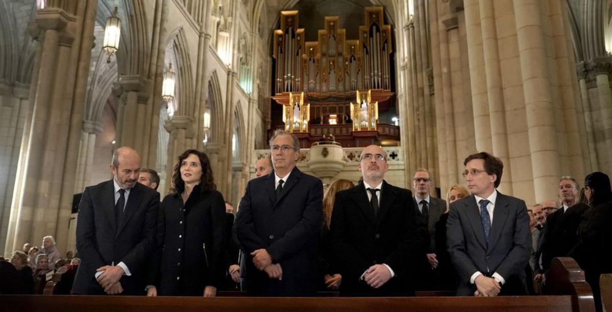 Sense "búnquers ideològics"