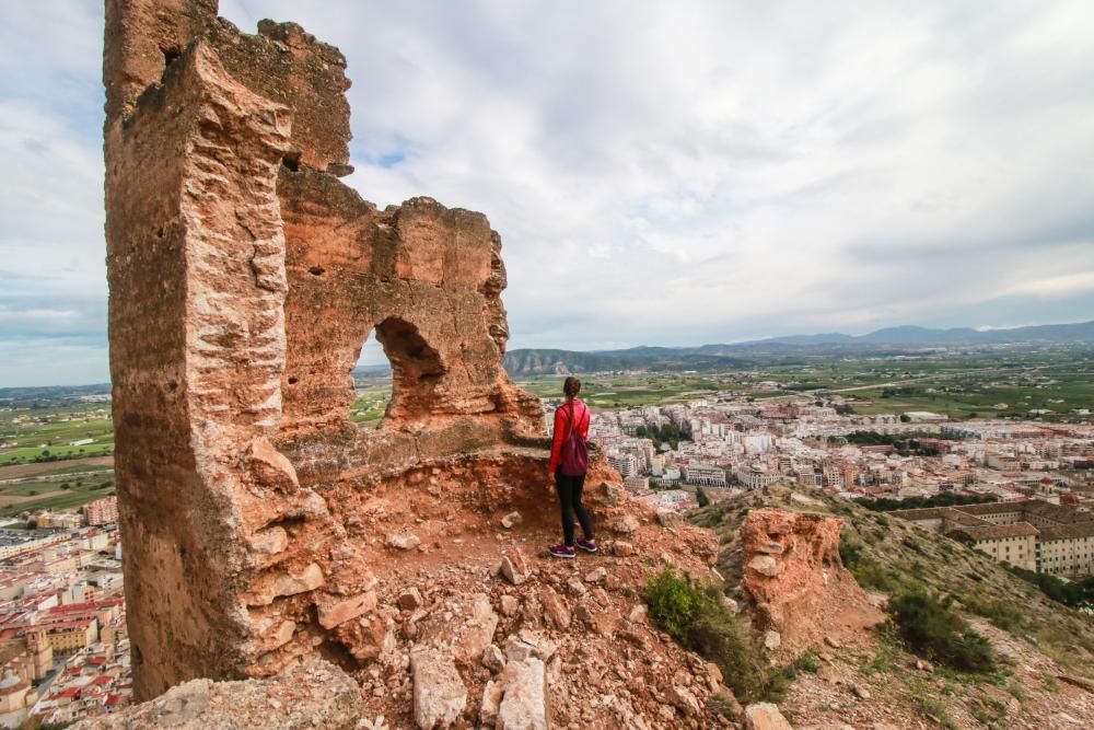 Derrumbe de parte de la Torre Taifal de Orihuela