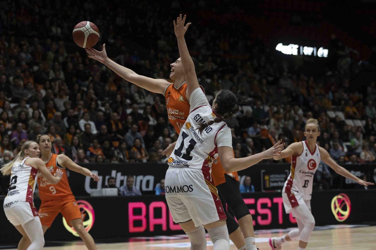 Partido Valencia Basket- Casademont Zaragoza