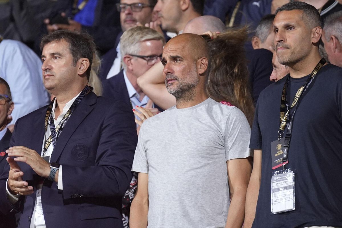 Ferran Soriano y Pep Guardiola, en un partido del Girona, del mismo grupo que el Manchester City.