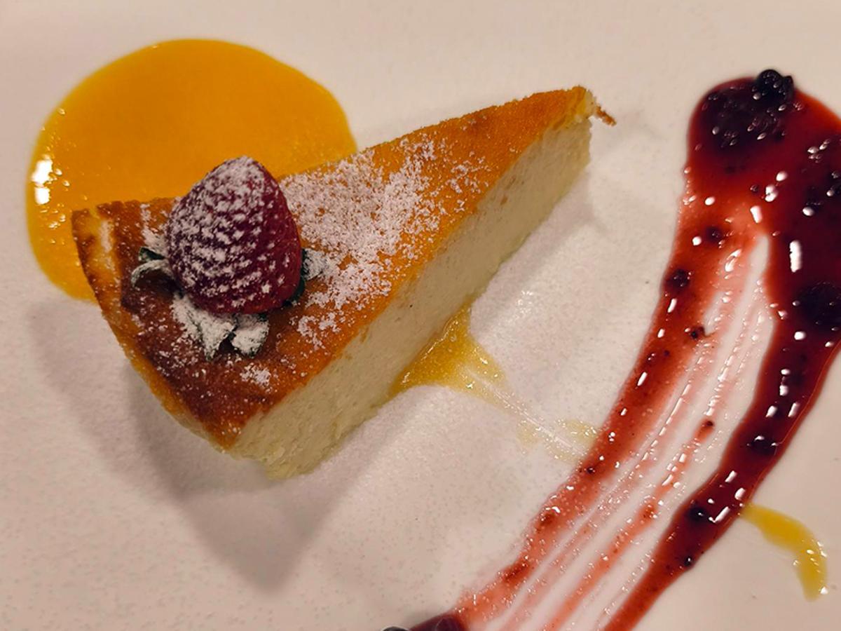 Restaurante El Churra (Murcia): Tarta de Queso de Murcia al Vino DOP