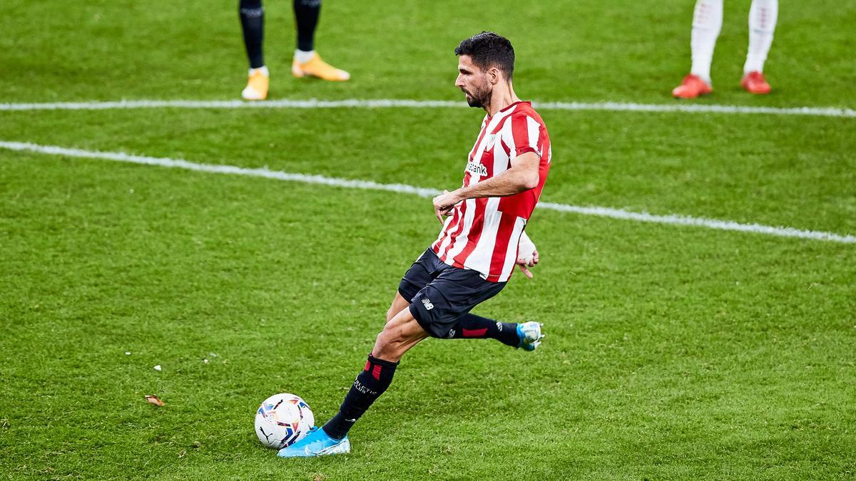 Kenan Kodro en un partido con el Athletic Club.