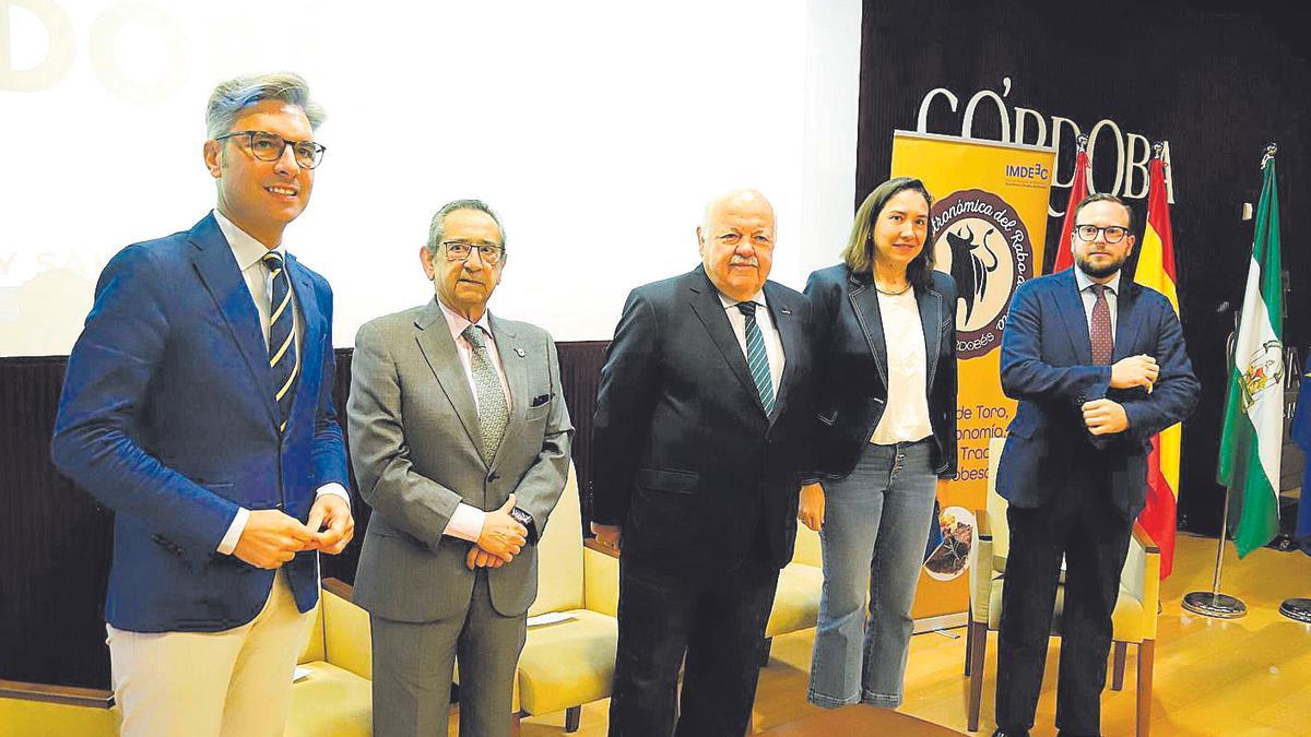 Presentación del simposio de la Cofradía del Rabo Cordobés.