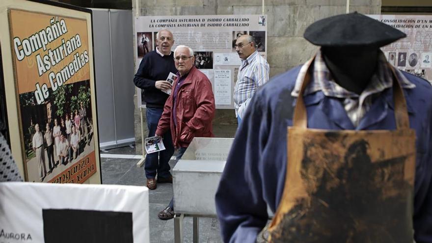 Exposición sobre la historia de la Compañía Asturiana de Comedias.