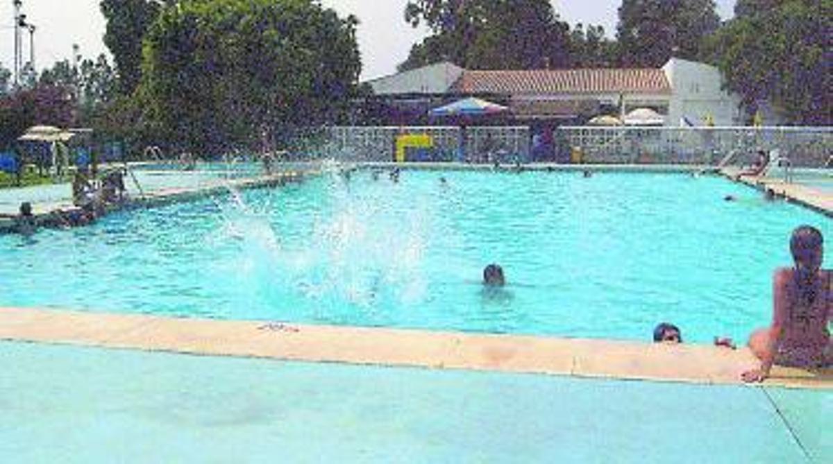 La desaparecida piscina de Santa Rosalía. | L.O.