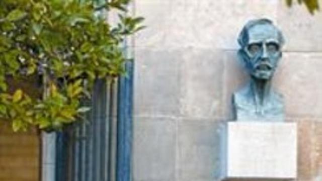 Artur Mas, ayer, en el Palau de la Generalitat junto a los consellers de Unió.