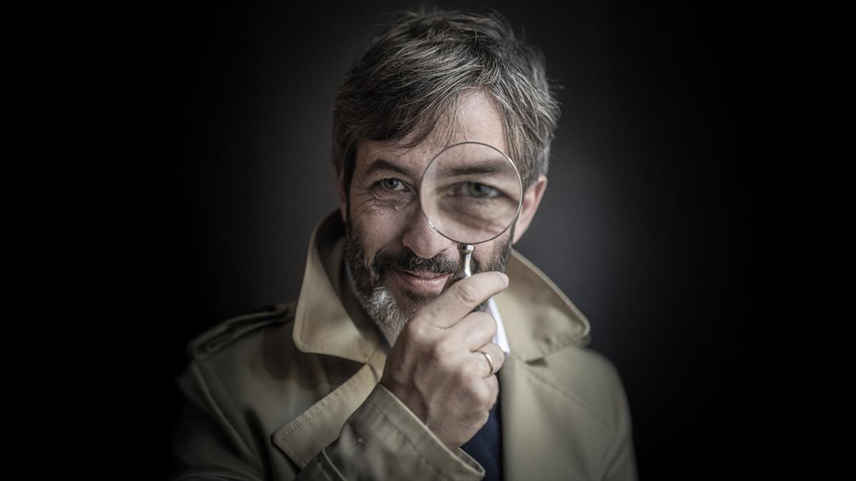 Óscar Rosa, emulando a Sherlock Holmes