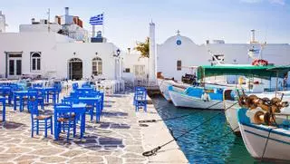 Qué islas griegas escoger si quieres un viaje a tu medida: Paros, Naxos, Santorini y Mykonos sin crucero