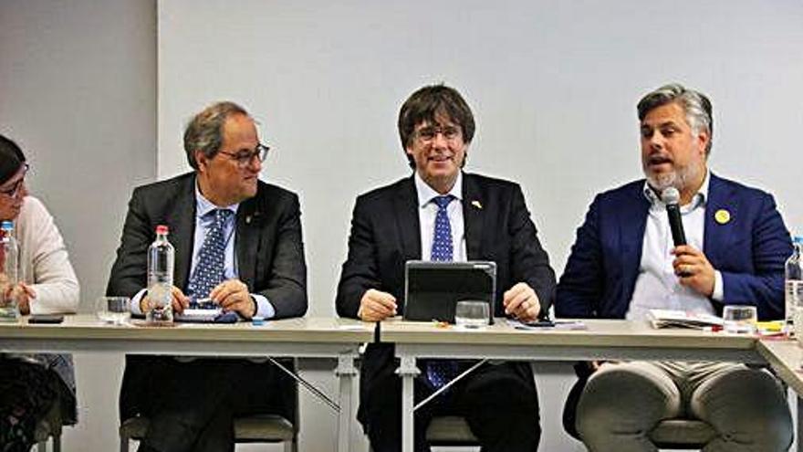 Torra i Puigdemont, a la reunió de coordinació de JxCat celebrada a Brussel·les.