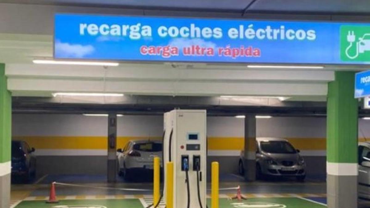 Un punto de recarga ya existente en la ciudad