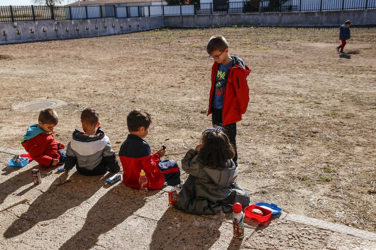 ALONSO DE OJEDA. COLEGIO C.R.A. EL MANANTIAL REABRE SUS PUERTAS REAPERTURA