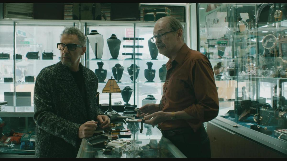 John Turturro y Steve Buscemi en la película 'The Only Living Pickpocket in New York'.
