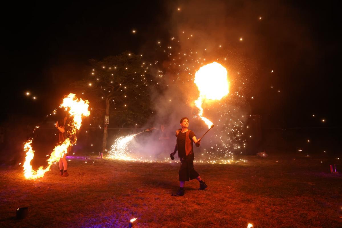 Un momento de la espectacular fiesta vivida en Poio.
