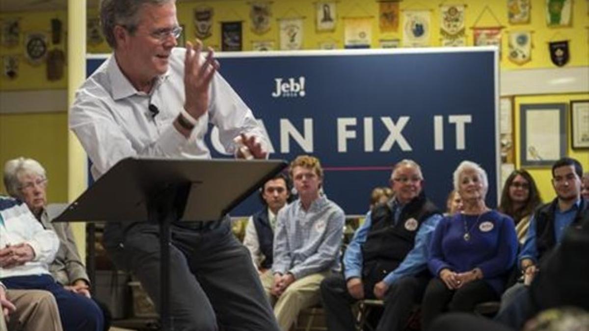 Jeb Bush, durante un encuentro en formato pequeño en New Hampshire de la pasada semana.