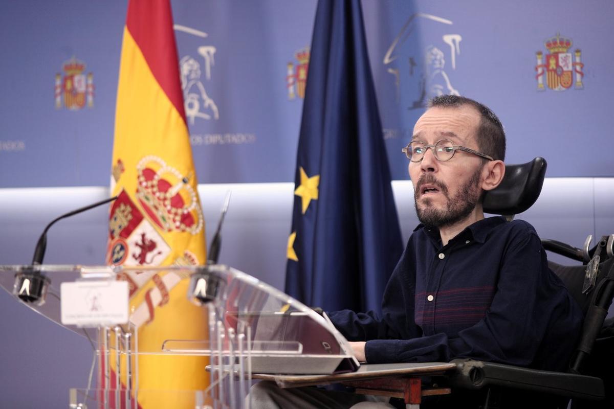 El portavoz de Unidas Podemos en el Congreso, Pablo Echenique, en ruda de prensa tras la Junta de Portavoces del Congreso de los Diputados, en Madrid (EspaÃ±a), a 15 de enero de 2020.