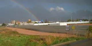 Comença el condicionament del terreny per al nou Mercadona de la zona comercial de Vilatenim