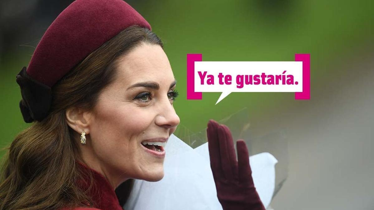 KateMiddleton saludando