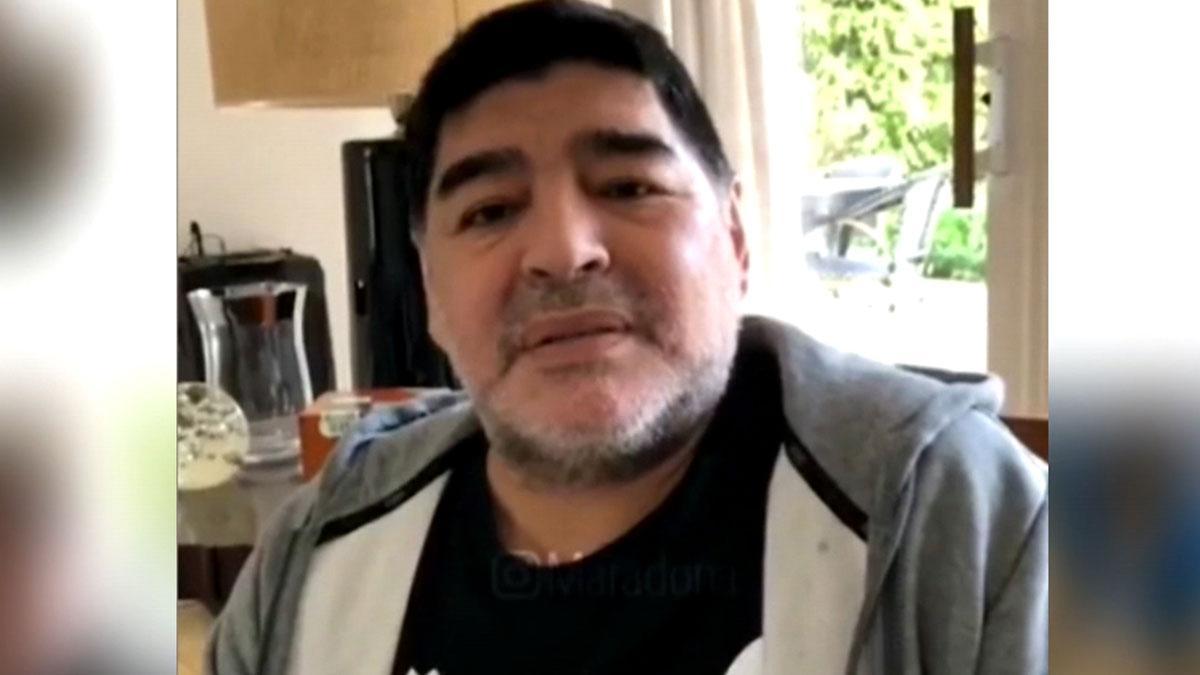 Maradona publica un vídeo para asegurar que no se está muriendo.