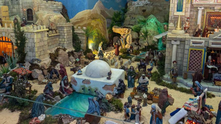 Así luce el tradicional belén de la Barqueta de Benidorm