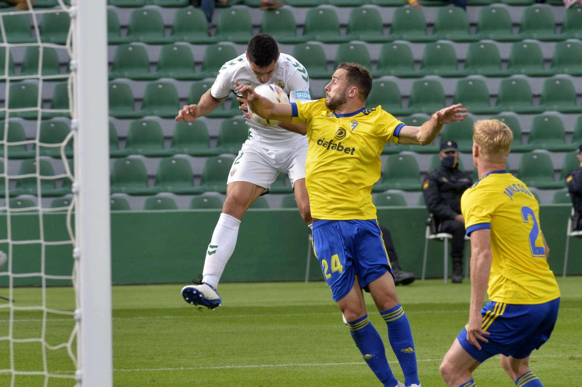 Las mejores imágenes del Elche - Cádiz