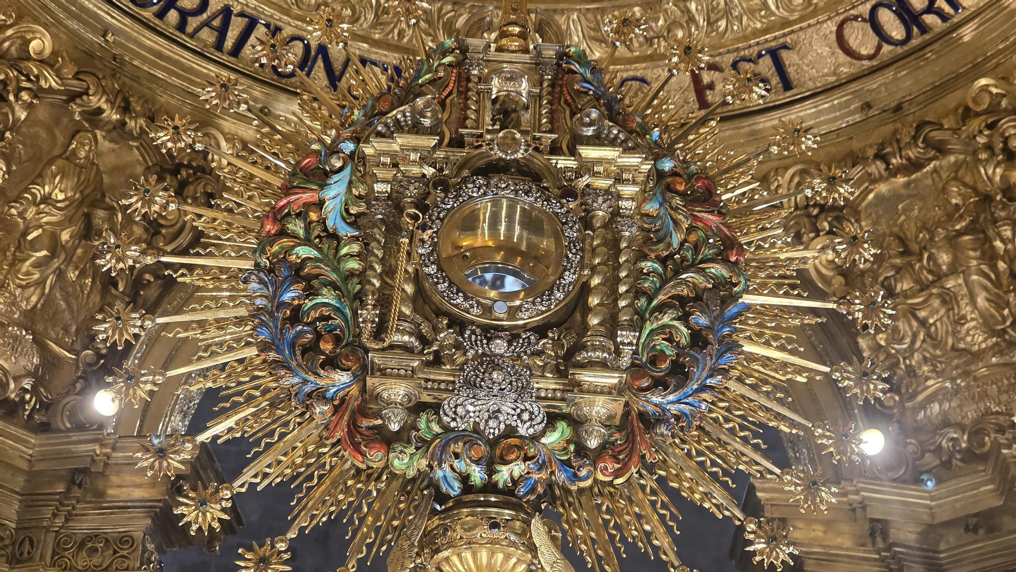 La Custodia exhibe su restauración integral