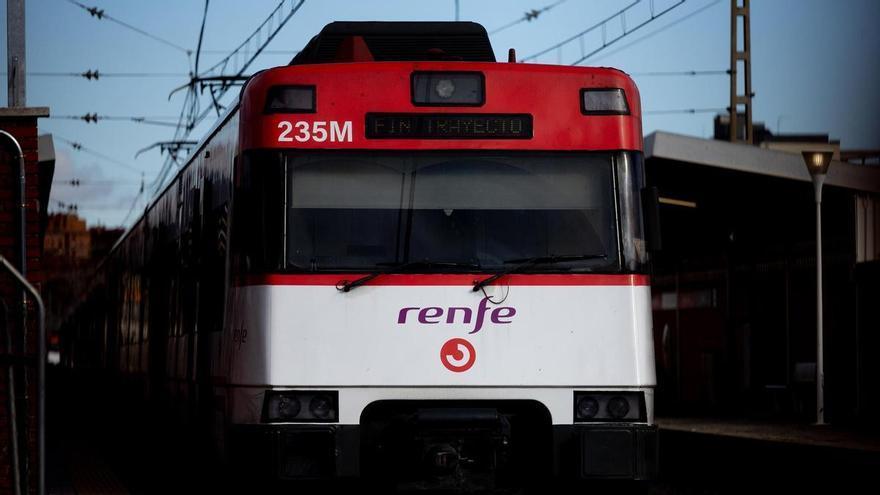¿Cómo está afectando a los usuarios de Cercanías Madrid la huelga de Renfe?